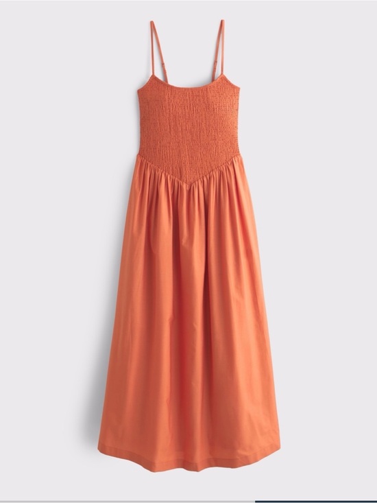 Abercrombie & Fitch Dresses & Skirts - Smocked dipped waist midi dress